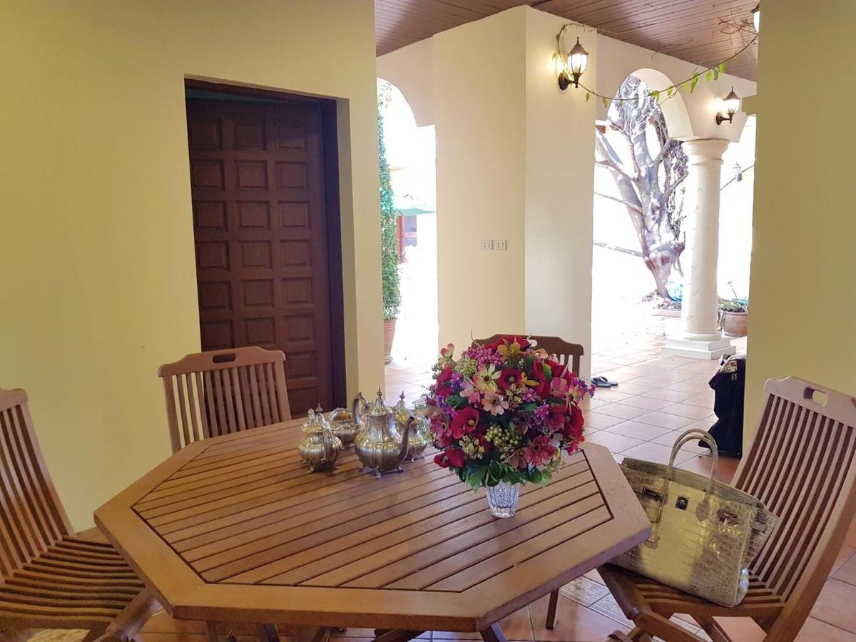 Prompimarn Villa Toscana Bangkok Eksteriør bilde